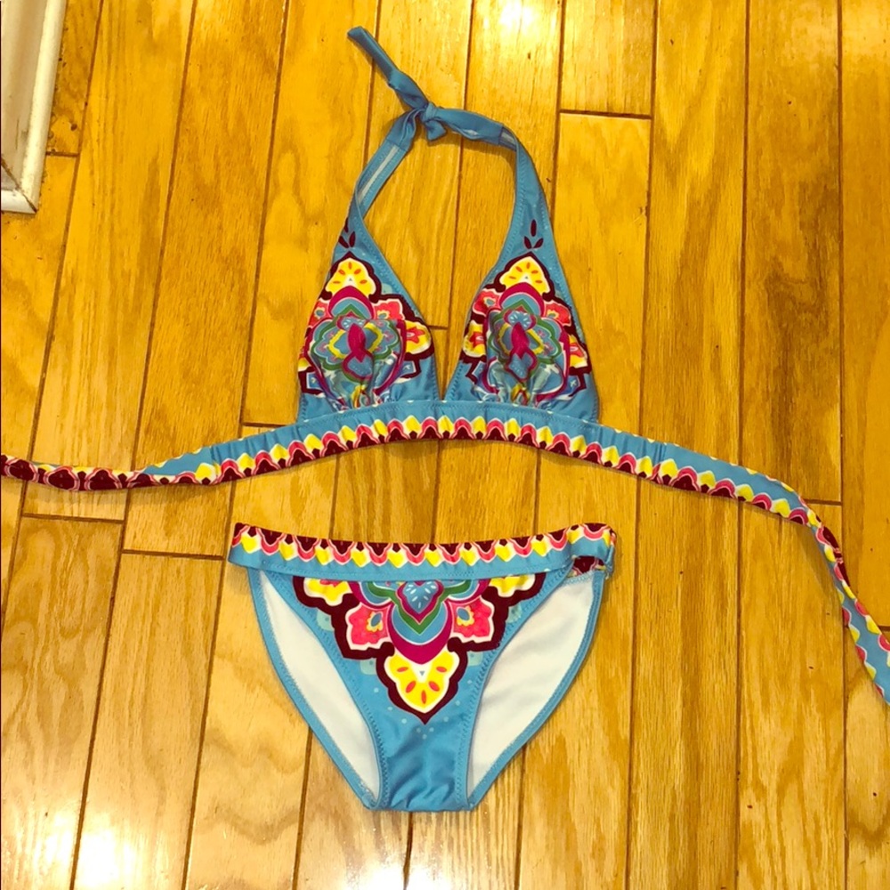 Bathing suite